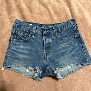 Levi’s 501 Frayed Hem Denim Shorts